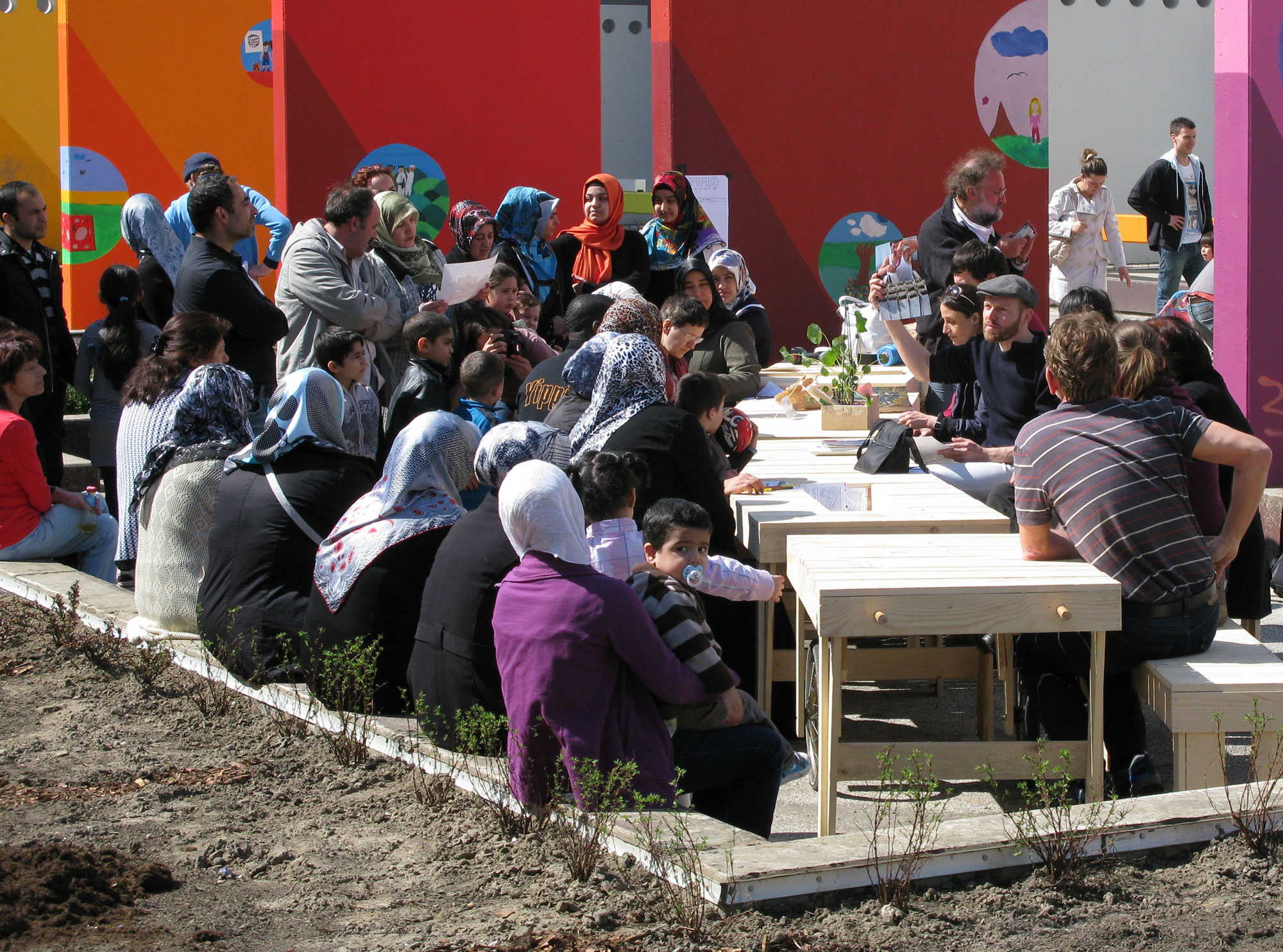 EMMA-DasGroßeBauen-Garten_web