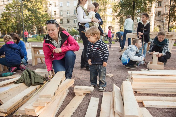 01©Creative_Association_of_Curators_TOK-EMMA_raumlaborberlin-Olga_Zubova